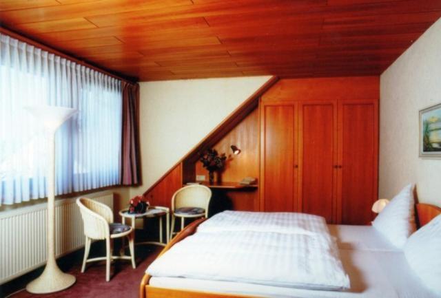 Adolphs Fruehstueckspension Bad Staffelstein Chambre photo